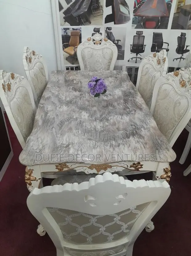 Marble Dining Set · Photo 1