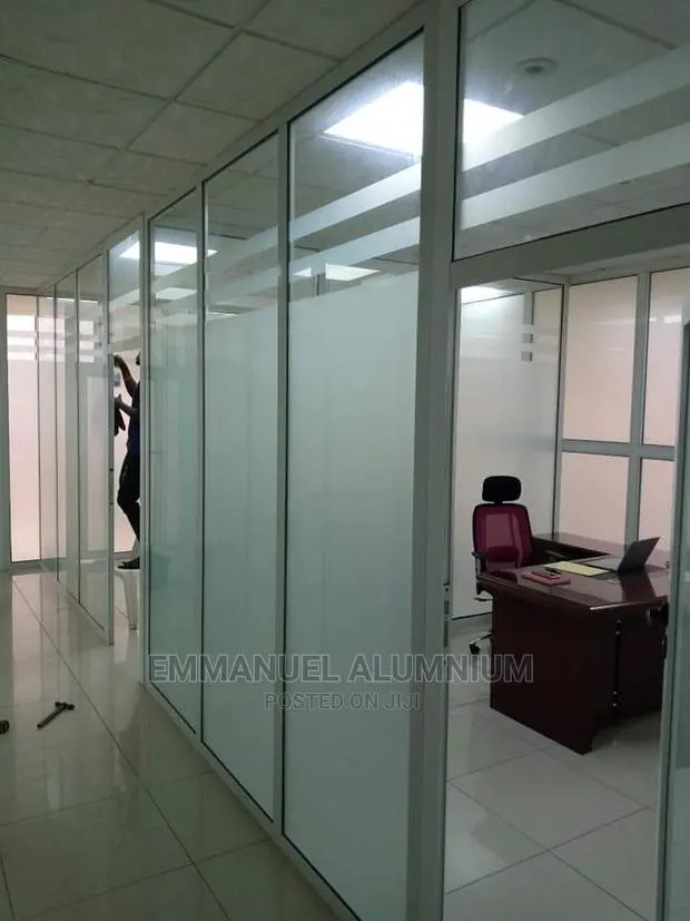 A3 Aluminum Office Partition · Photo 1