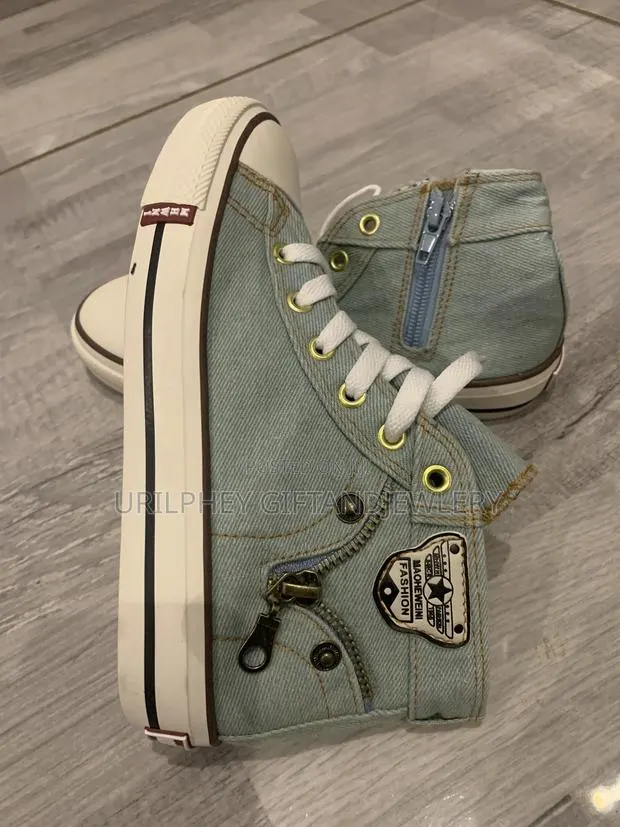 Kids Light Wash Denim High-Top Sneakers – Moto/Rockstar Style · Photo 2