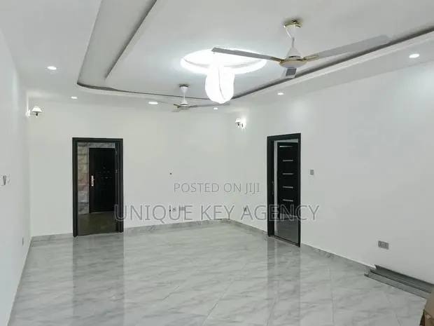 2bdrm Apartment in Unique Key Agency, Airport Residential Area · Photo 1
