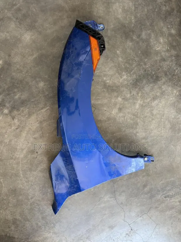 Honda Civic 2017-2022 Fender · Photo 1
