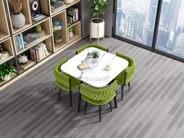 Nice Dining Dining Set · Photo 1