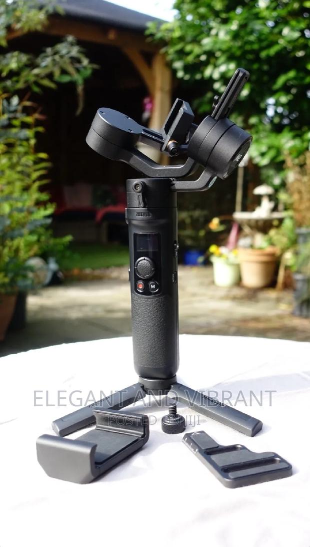 Zhiyun Crane M2 3-Axis Handheld Gimbal Stabilizer · Photo 1