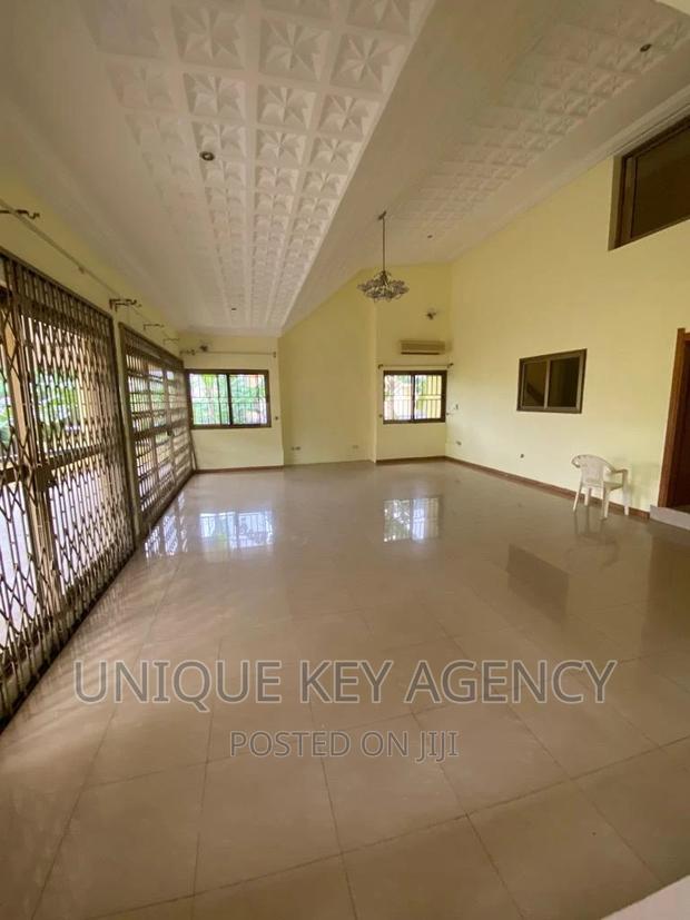 5bdrm House in Unique Key Agency, West Legon for sale · Photo 8