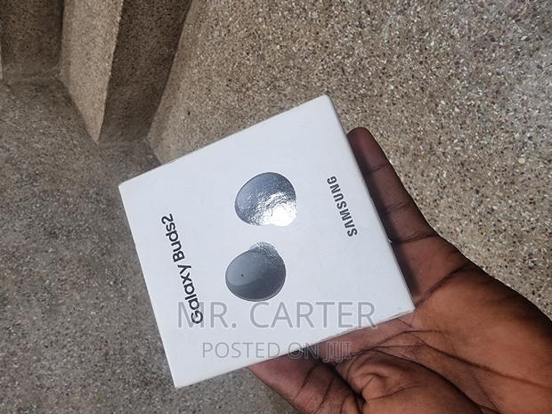 Galaxy Buds2 · Photo 6