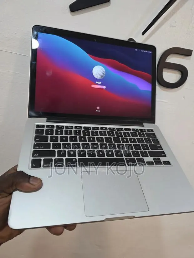 Laptop Apple MacBook Pro 2015 8GB Intel Core i5 SSD 256GB · Photo 1