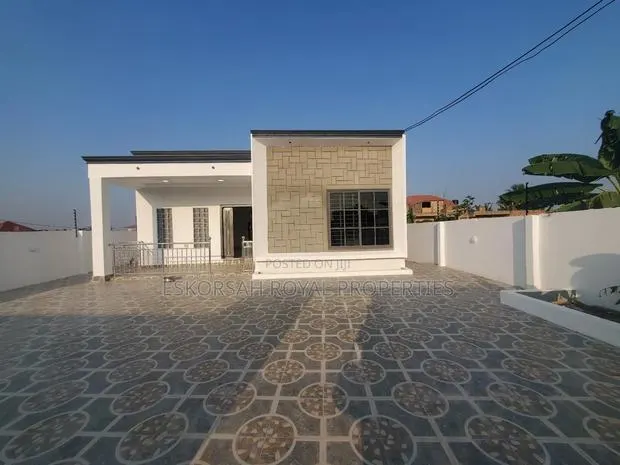 3bdrm House in Lakeside for sale · Photo 1