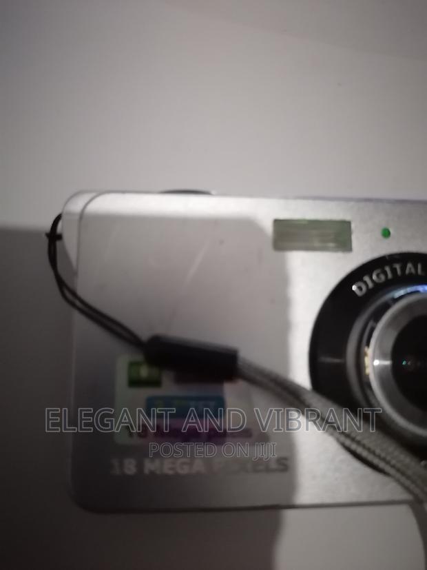 UK Used Unbranded Camera, 18mp · Photo 6