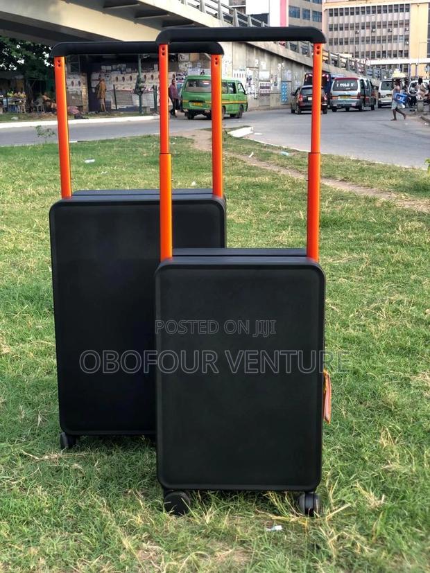 2in1 Zip Less Luxury Designer Box Luggage BLACK. COLOUR · Photo 3