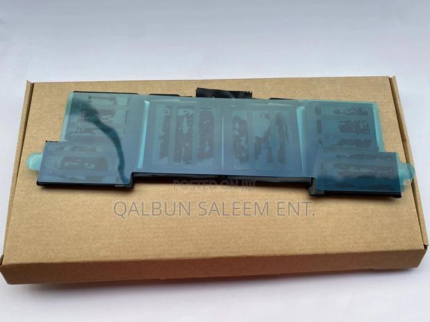 Original New Apple Battery A1953/A1990 Macbook 2018 2019 · Photo 3