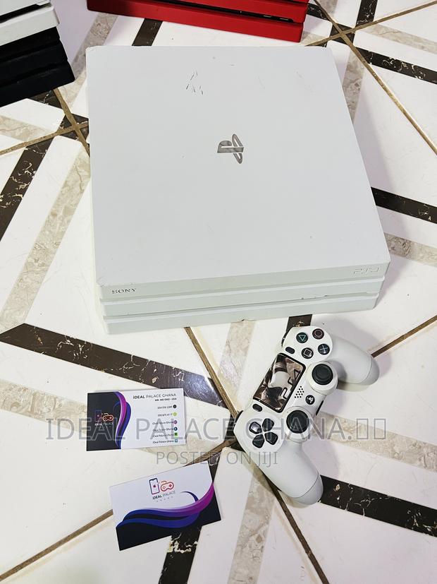 Ps4 PRO Limited White Edition Jailbreak · Photo 1