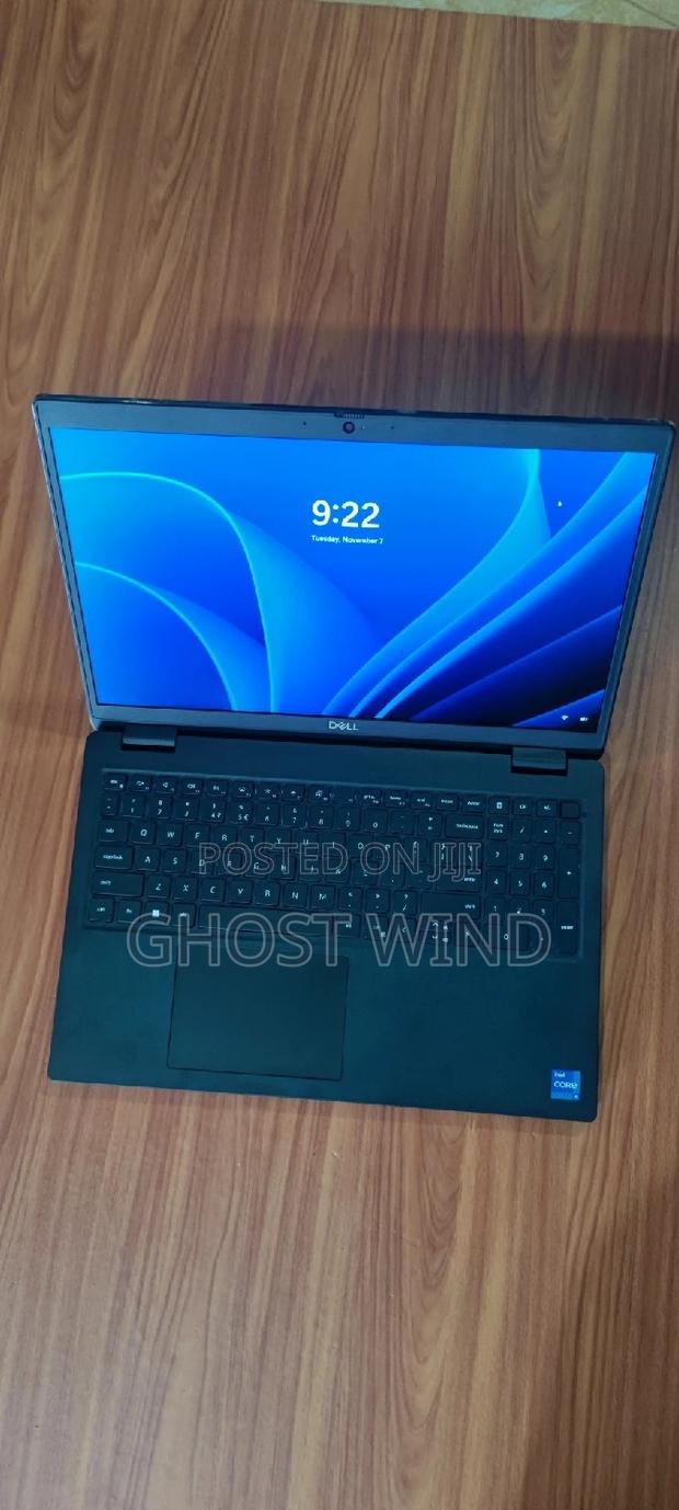 New Laptop Dell Latitude 3520 8GB Intel Core i5 HDD+SSD 256GB · Photo 3