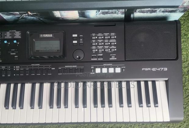 Yamaha Keyboard PSR E 473 · Photo 3