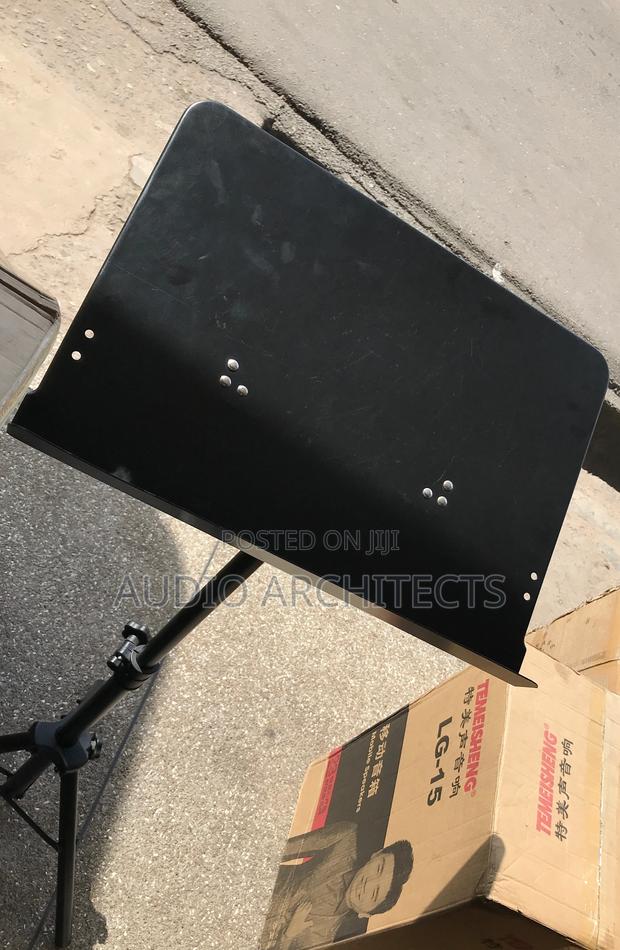 Music Stand · Photo 2