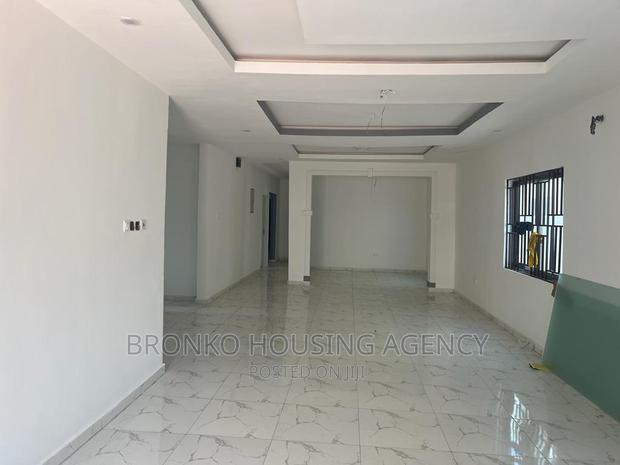 3bdrm House in Bronko Housing, Spintex for rent · Photo 5
