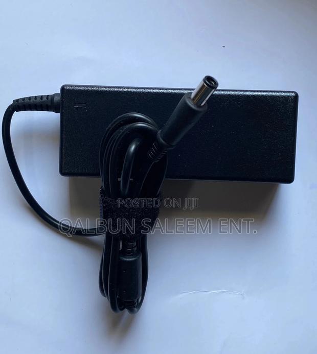 Original and Brand-New Dell Big Pin Adapter 19.5V 4.62A 90W · Photo 4