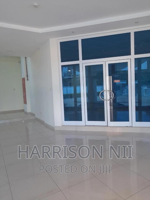 Office Space for Rent at Ridge · Photo 8