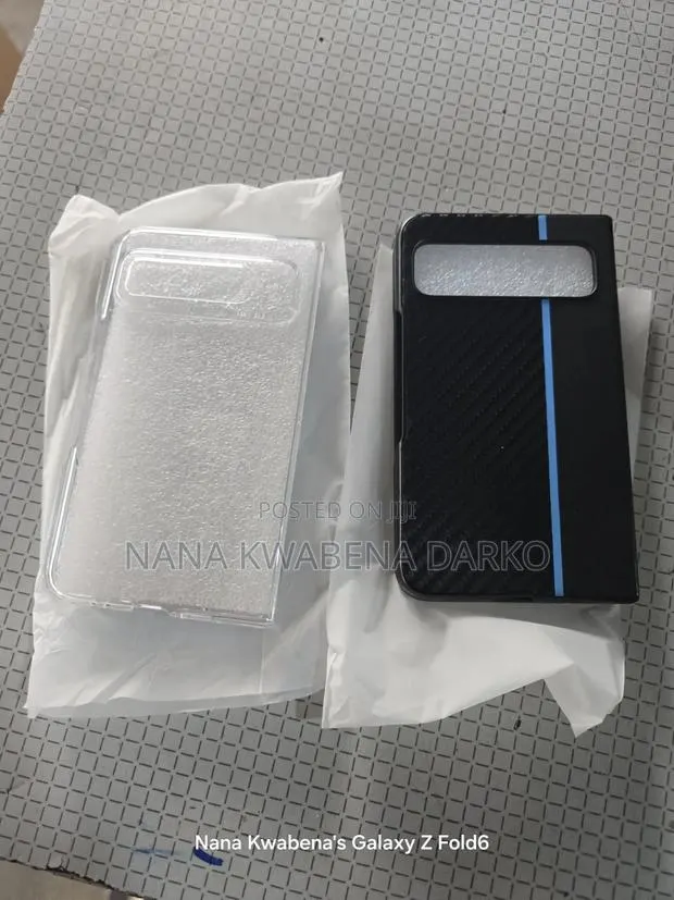 Google Pixel Fold Case · Photo 1