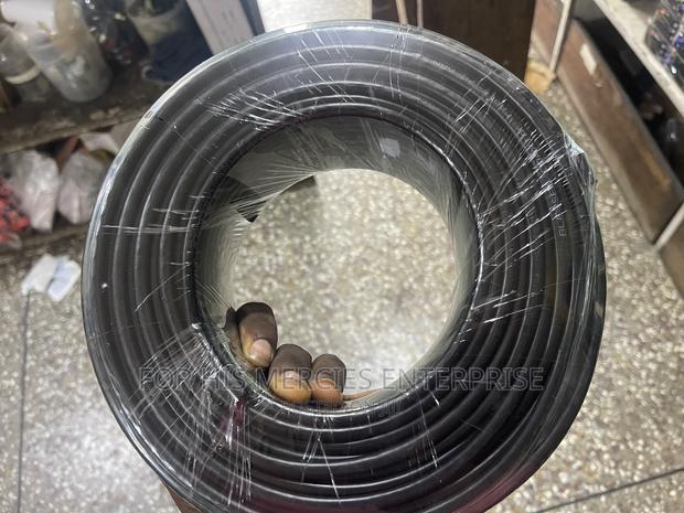 Coaxial Cables · Photo 2