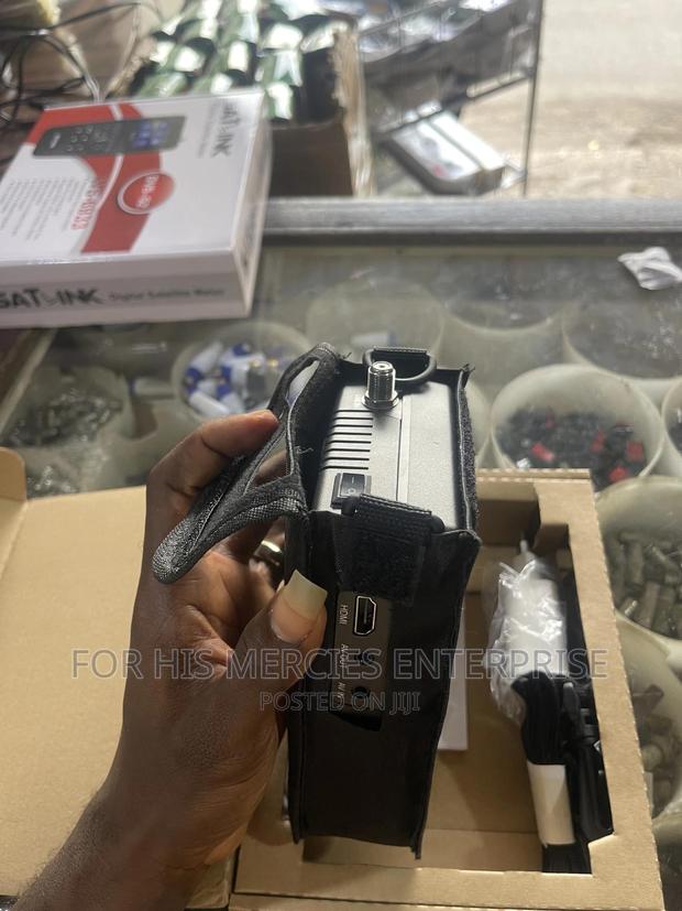 GT Media V8 Satellite Finder · Photo 3