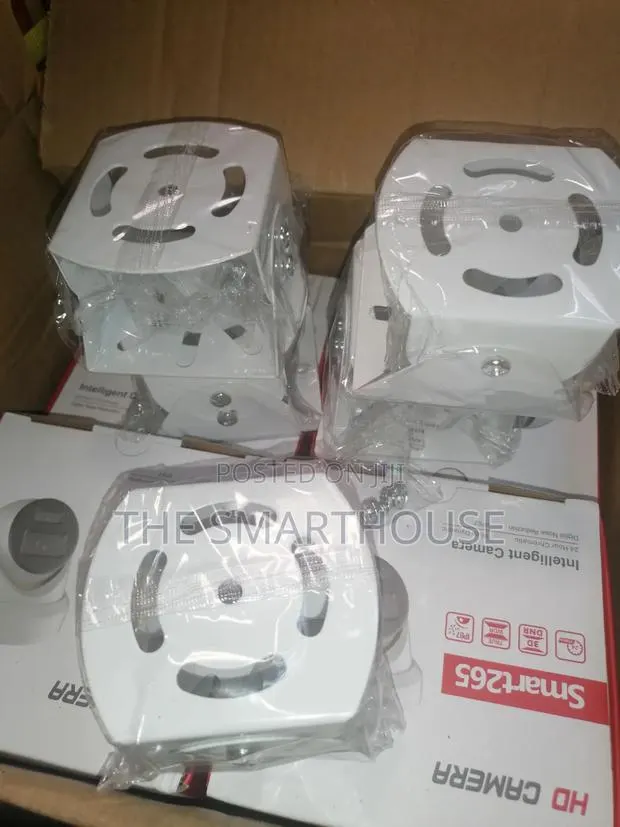 CCTV Camera Mounting Bracket · Photo 1