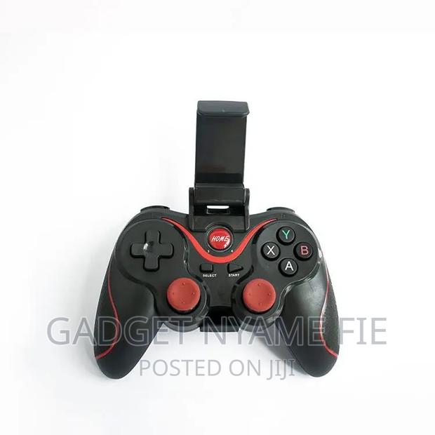 V13 Wireless Bluetooth Game Controller · Photo 5