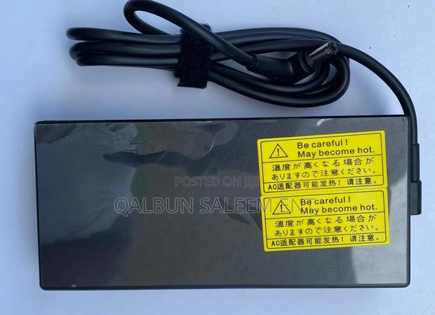 Original Asus 19.5v 11.8a 230w Laptop Charger/Adapter · Photo 3