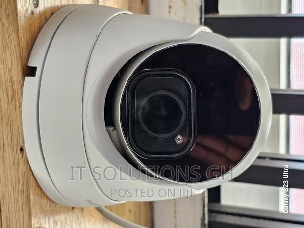 Raysharp 5mp Zoom/Verifocal Compatible With Hikvision DVR · Photo 1