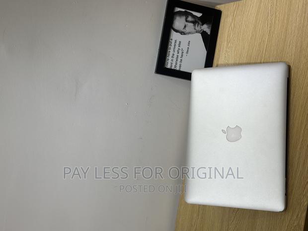 Laptop Apple MacBook Air 2017 8GB Intel Core I7 SSD 512GB · Photo 4