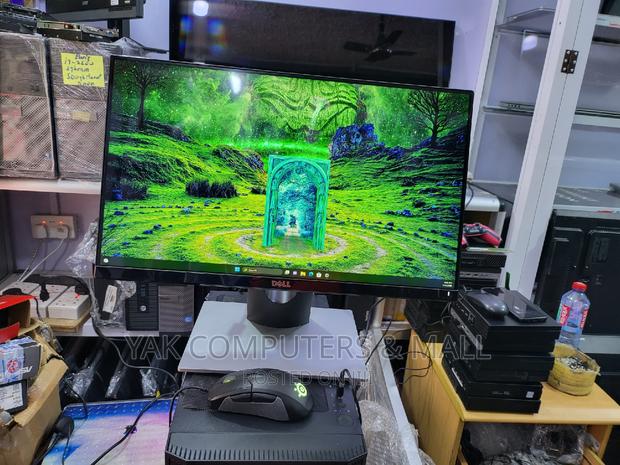 22 Inch Dell Ips Edgeles Monitor Full Hd Fir Ur Office Desk · Photo 4