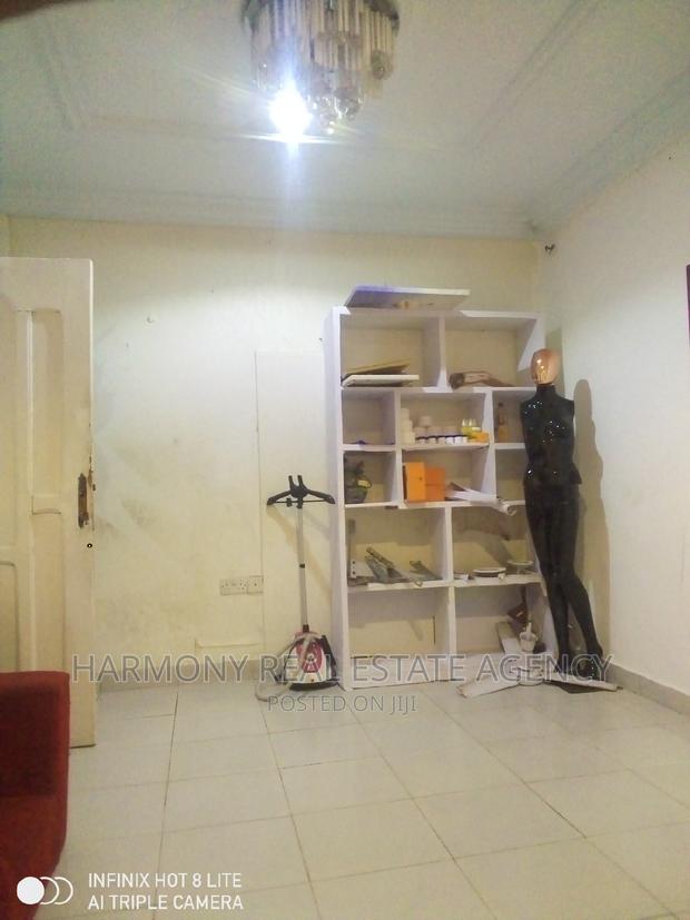 Shop to Let -Kotobabi · Photo 1