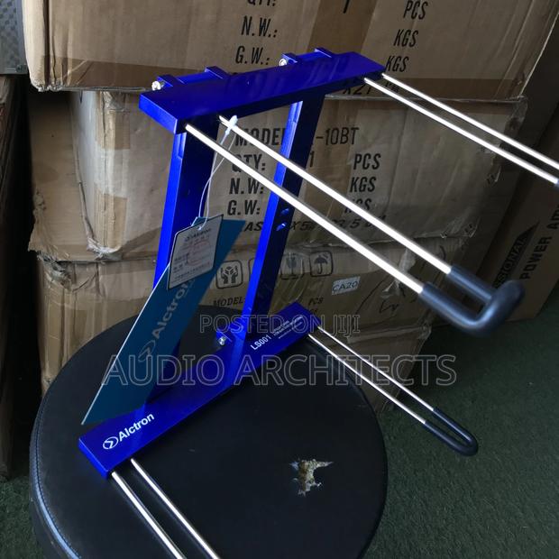 Alctron Laptop Stand · Photo 5