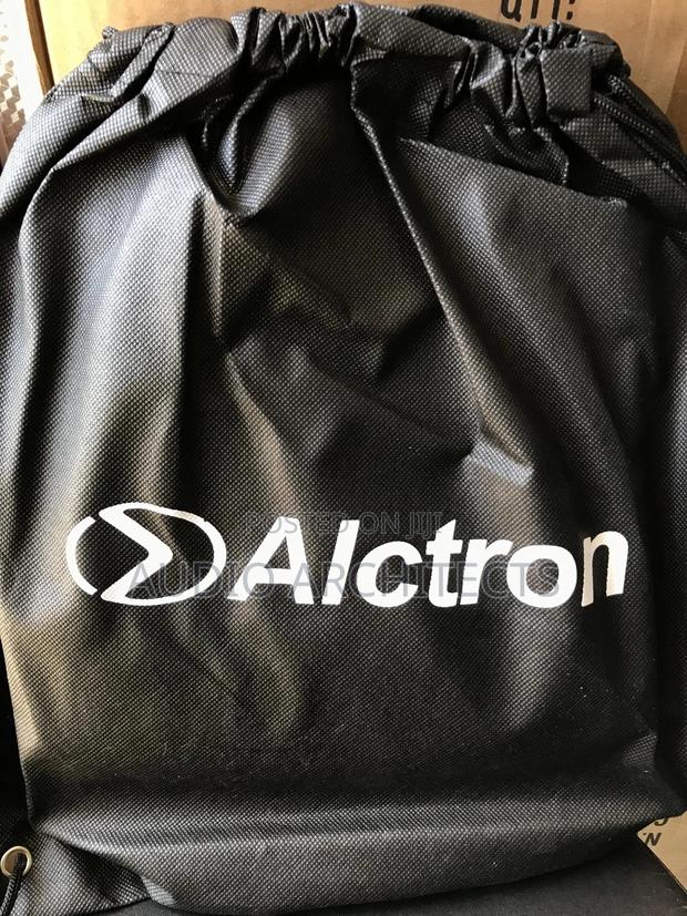 Alctron Laptop Stand · Photo 3