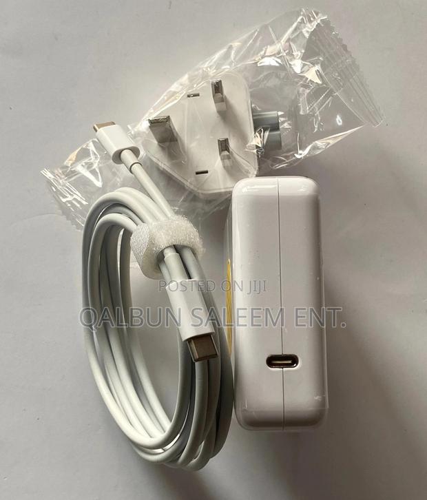 Original Apple Macbook 20.2V 4.3A 87 Watts Type-C Charger · Photo 3