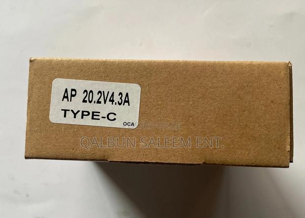 Original Apple Macbook 20.2V 4.3A 87 Watts Type-C Charger · Photo 4
