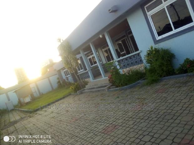 6bdrm House in Abelemkpe for rent · Photo 1