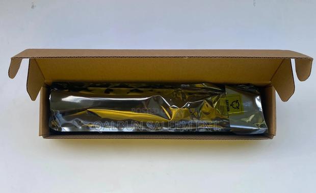 Original HP HS04 Laptop Battery for Pavilion 250 G4 G5 245 · Photo 2