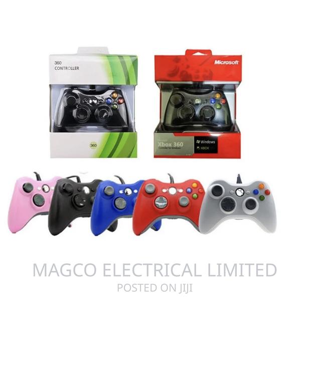Xbox Game Controller · Photo 1