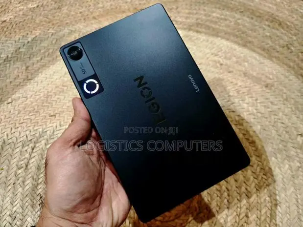 Lenovo Legion Y700 (Gen 5) 256 GB Black · Photo 1