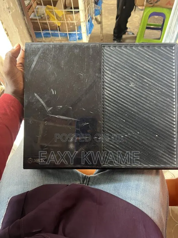Xbox 1 Console · Photo 1
