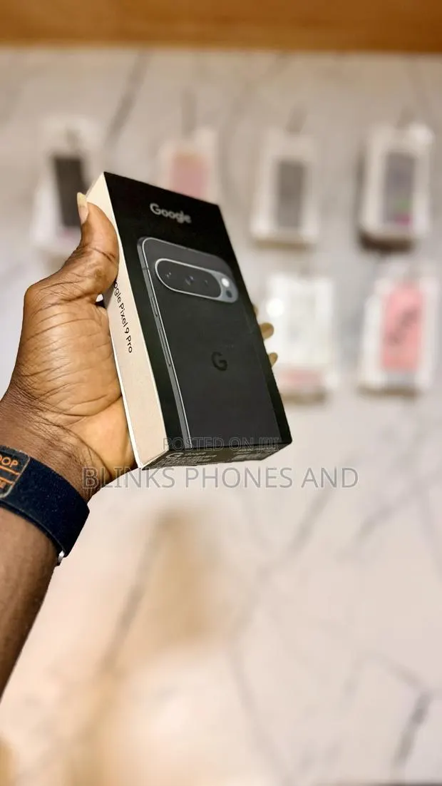 Google Pixel 9 Pro 128 GB Silver · Photo 1