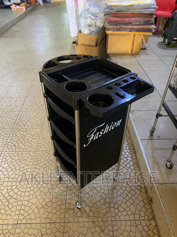 Fashion Saloon Trolley Rolex Stand With Wheels Black · Photo 1