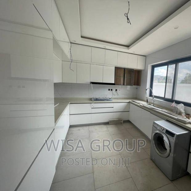 5bdrm Duplex in Wisa Groups, Accra Metropolitan for sale · Photo 5