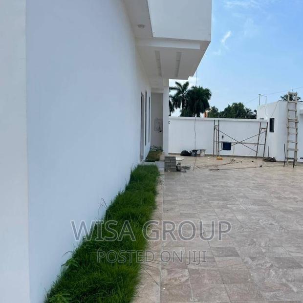5bdrm Duplex in Wisa Groups, Accra Metropolitan for sale · Photo 6