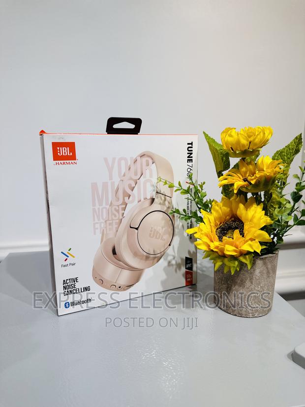 Neatly Sealed in Box Headphone JBL 760 · Photo 1