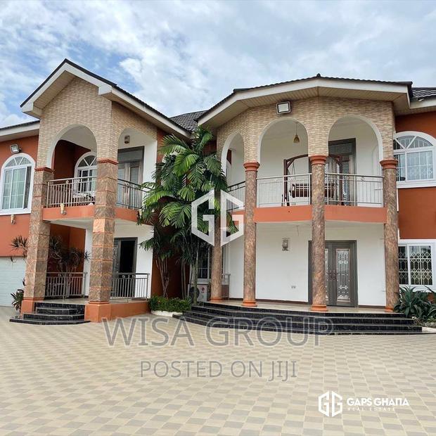 5bdrm Duplex in Wisa Groups, Accra Metropolitan for sale · Photo 1