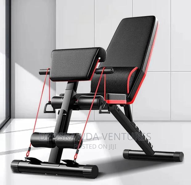 Incline Bench With Rest · Photo 2