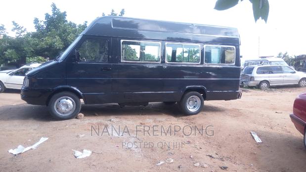 Iveco Daily 1990 Black · Photo 3