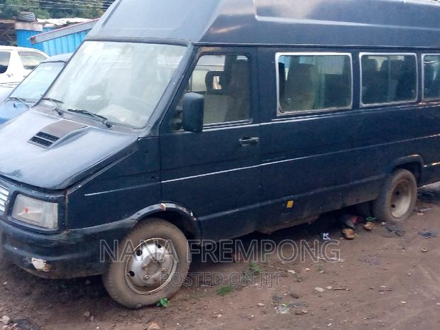 Iveco Daily 1990 Black · Photo 4