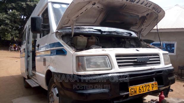 Iveco Daily 1990 Black · Photo 7